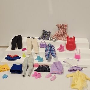 Barbie Doll Fashion Clothing and Accessories Set
